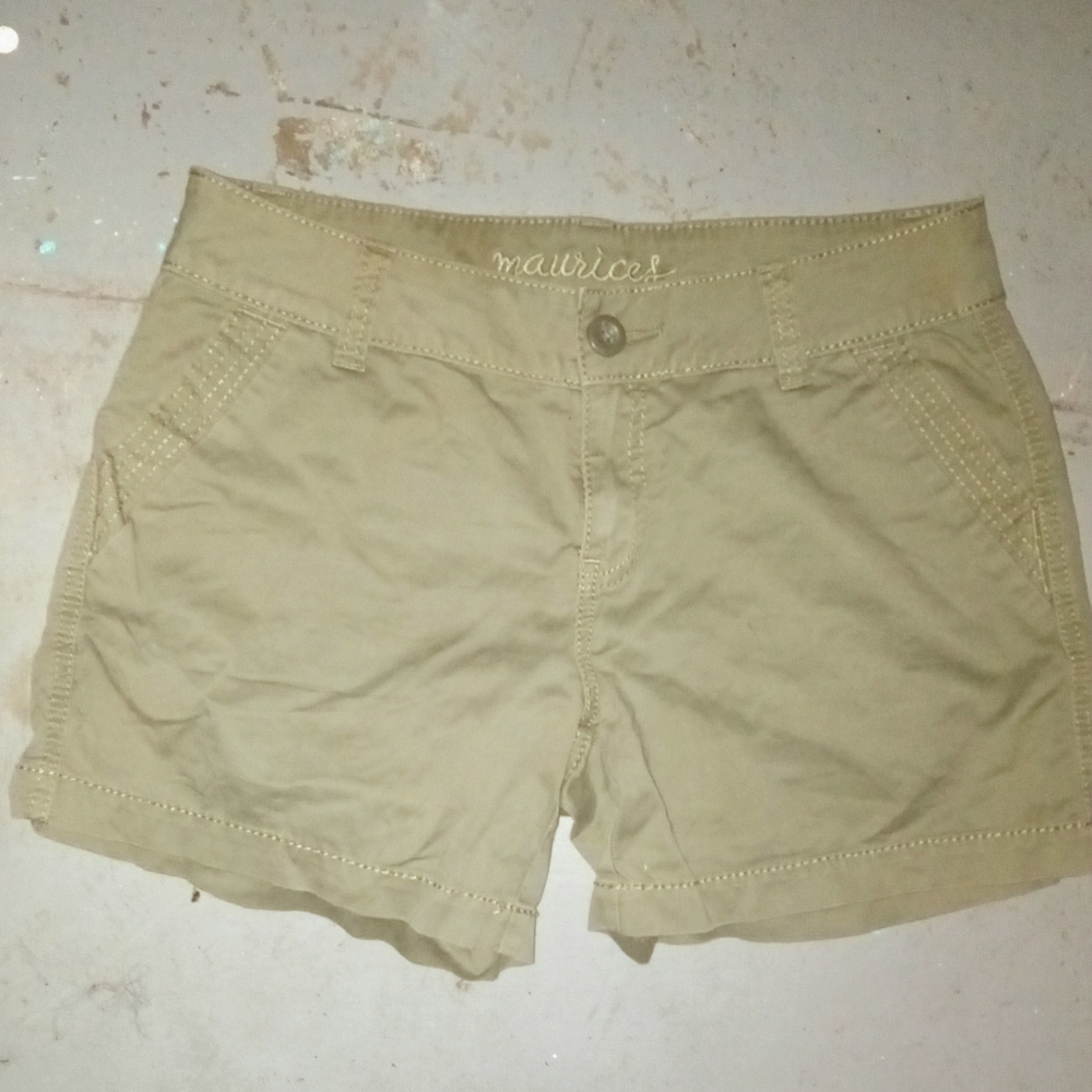 Maurices Olive Green Cargo Shorts W/cuffs Lightweight Summer Essential